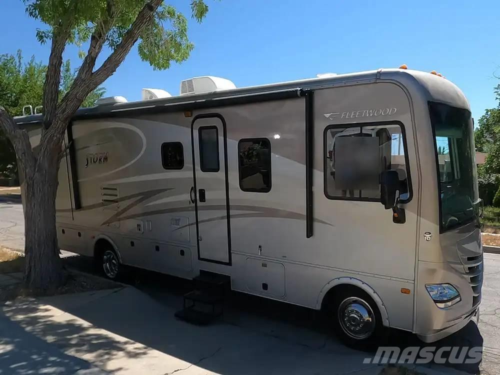 Fleetwood Storm 32V Строительная техника - Другие