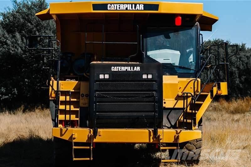 CAT 773F Специальные грузовики
