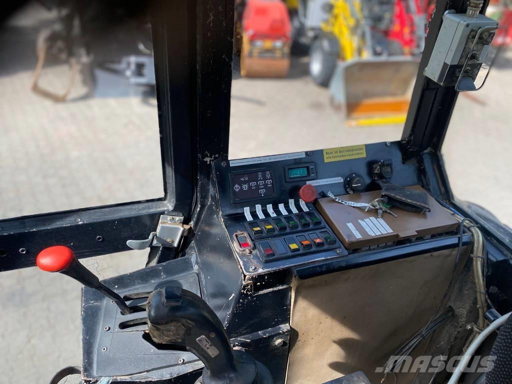 John Deere 6400 Лесохозяйственные тракторы