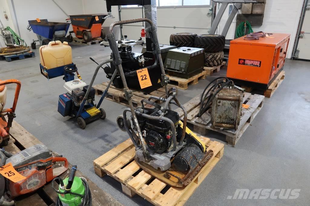 Dynapac LF 75 Виброплиты и вибротрамбовки