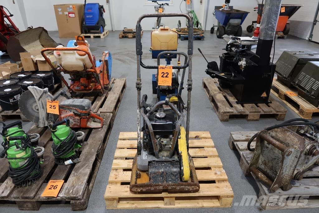 Dynapac LF 75 Виброплиты и вибротрамбовки