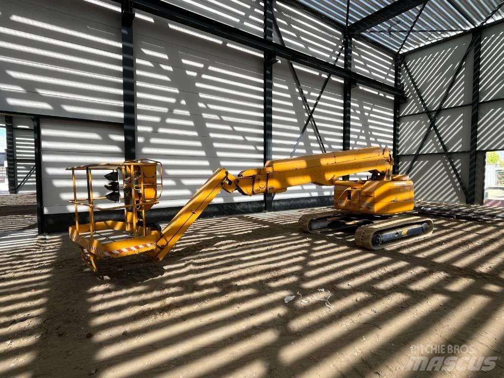 Hitachi HX140B Телескопические подъемники