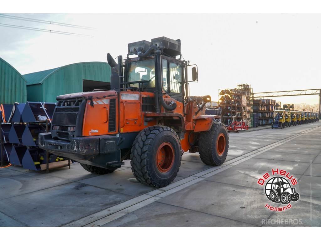 Doosan DL250 Фронтальные погрузчики
