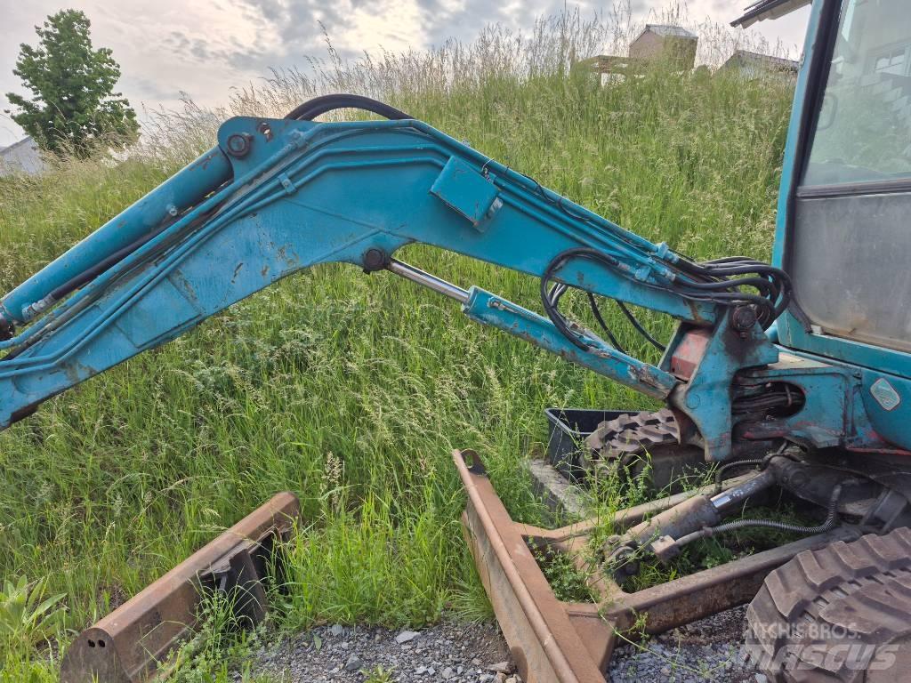 Takeuchi TB 235 Мини-экскаваторы