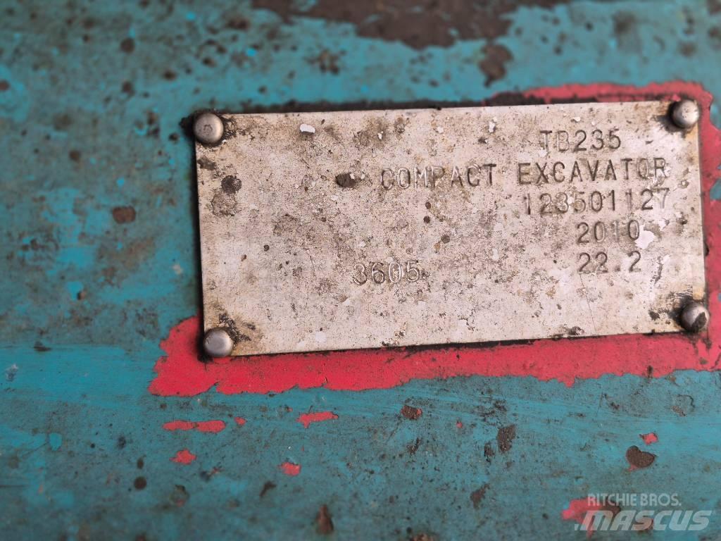 Takeuchi TB 235 Мини-экскаваторы