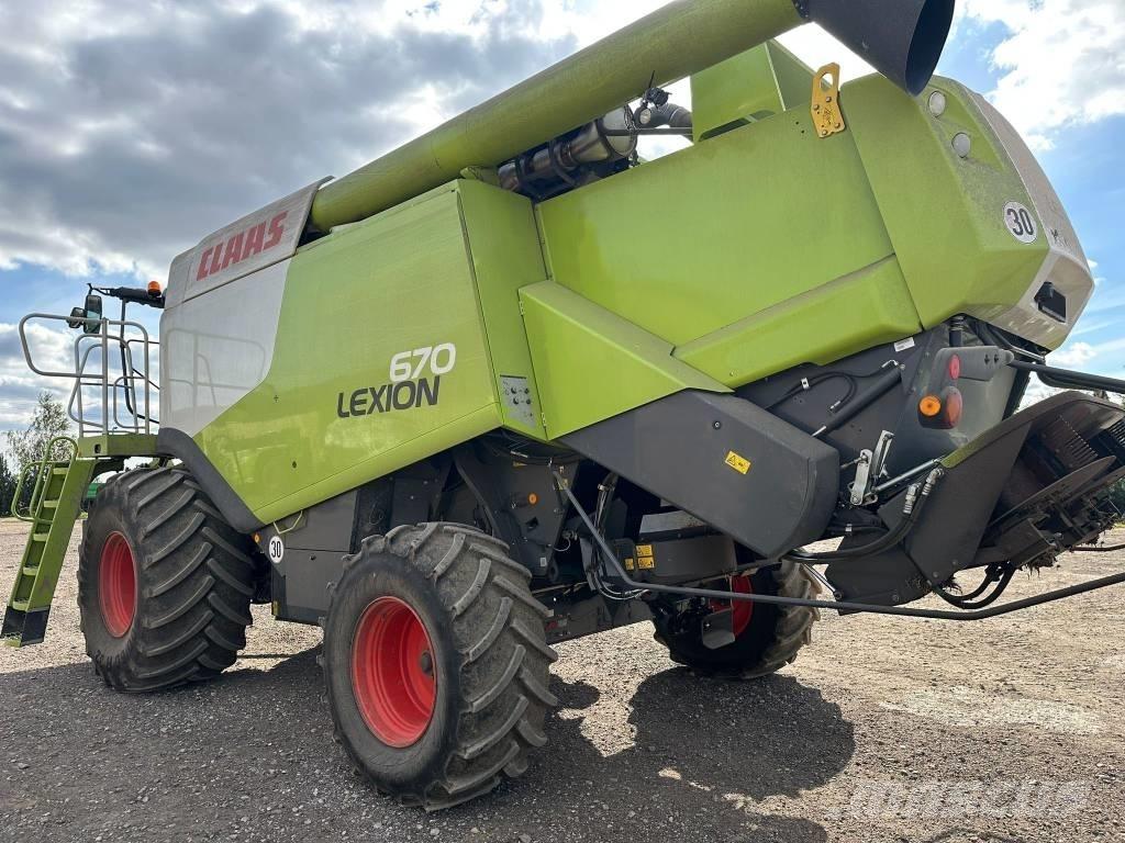CLAAS Lexion 670 Зерноуборочные комбайны