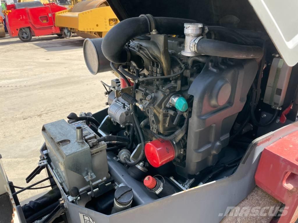 Dynapac CC1200C Комбинированные катки