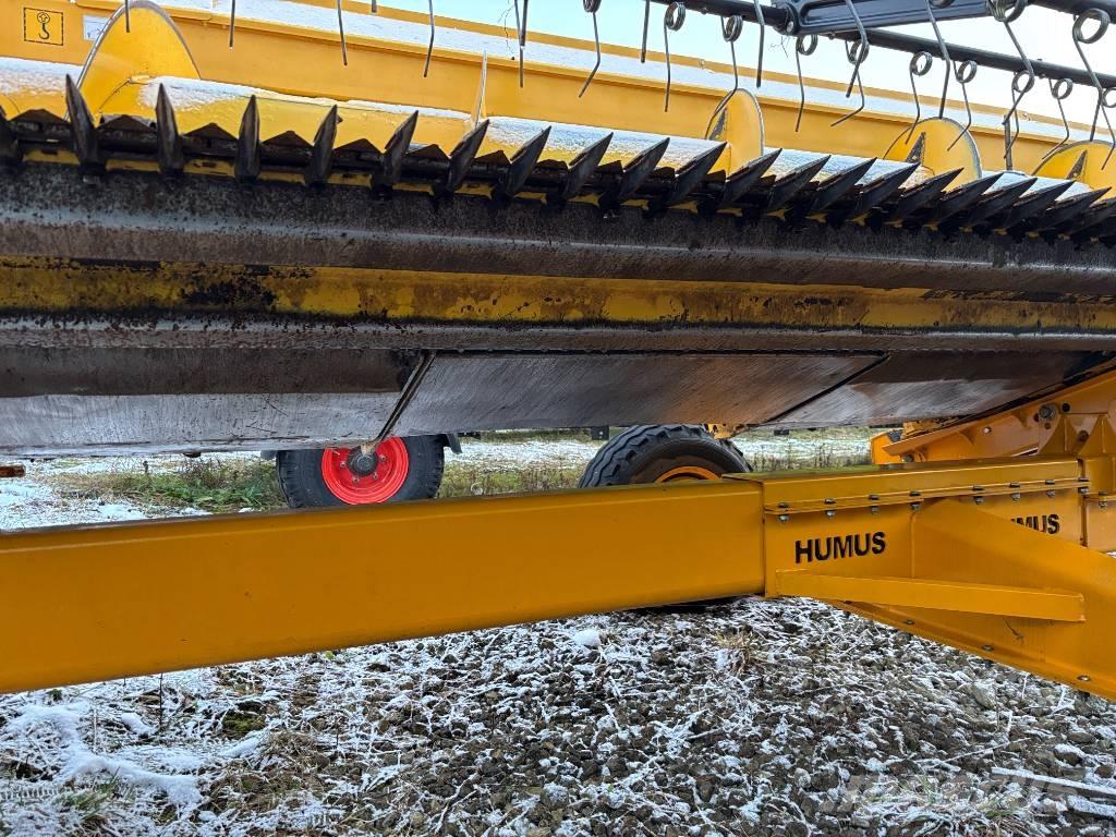 New Holland CX 8.90 Зерноуборочные комбайны