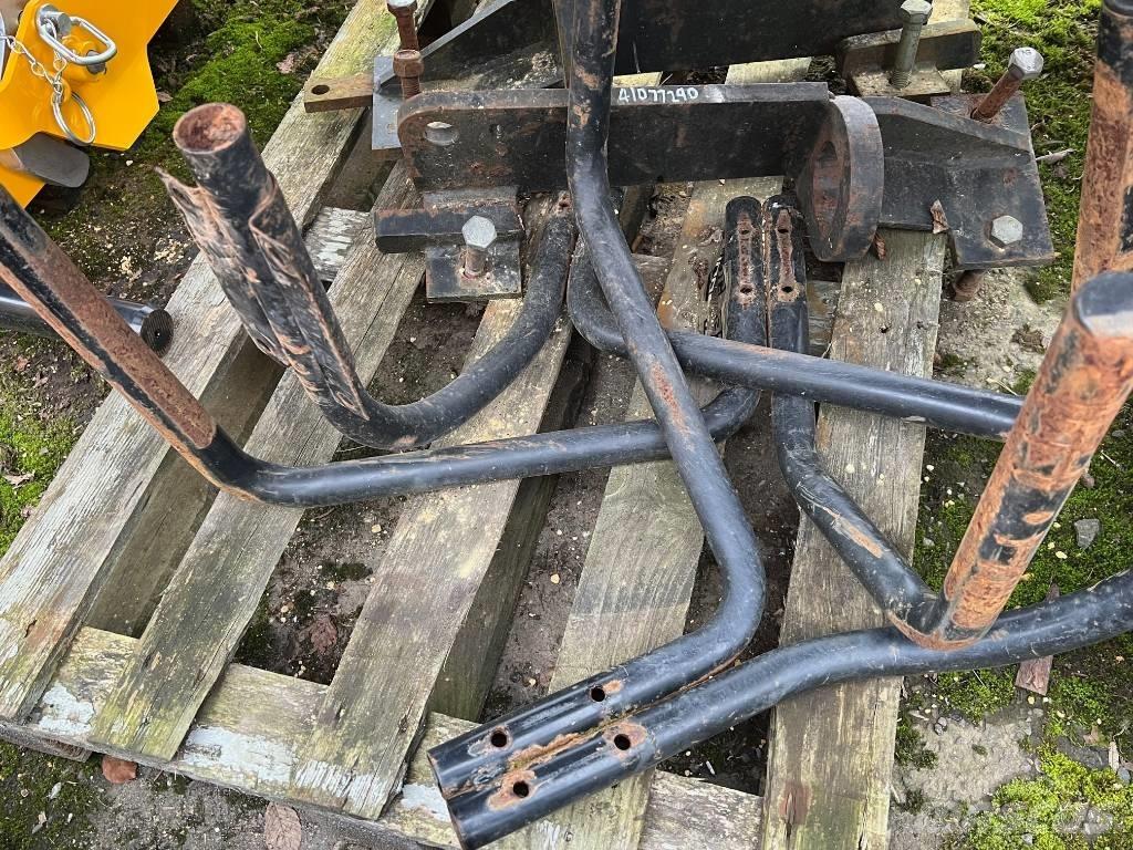 JCB Q FIT FORKS Комплектующие для погрузочных и сельхозмашин