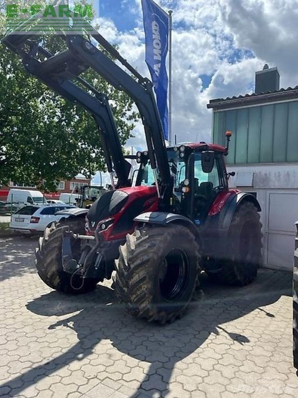 Valtra n155ea Трактора