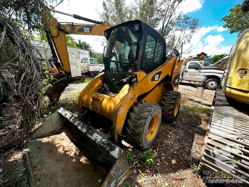 CAT 256 C Мини-погрузчики