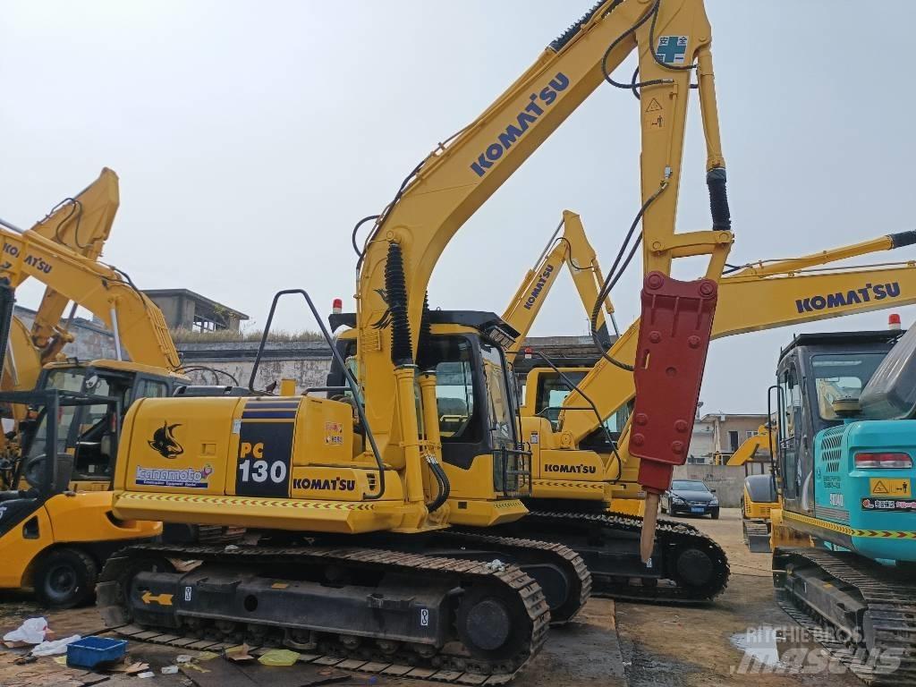 Komatsu PC130 Гусеничные экскаваторы