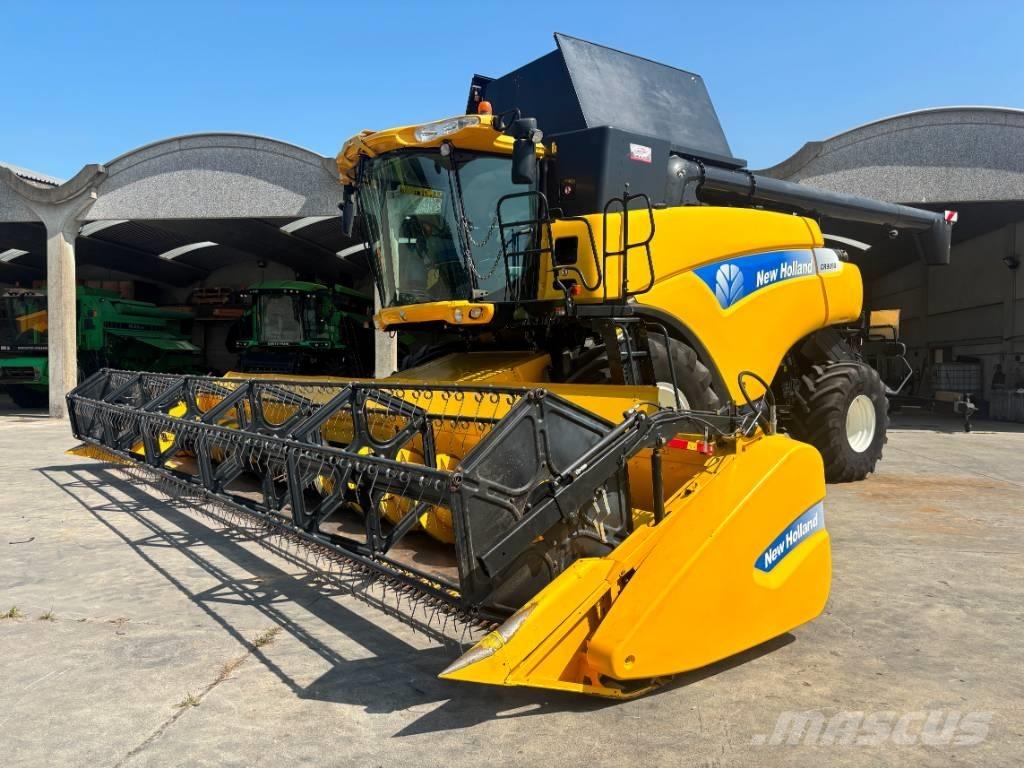 New Holland CR 9090 Зерноуборочные комбайны