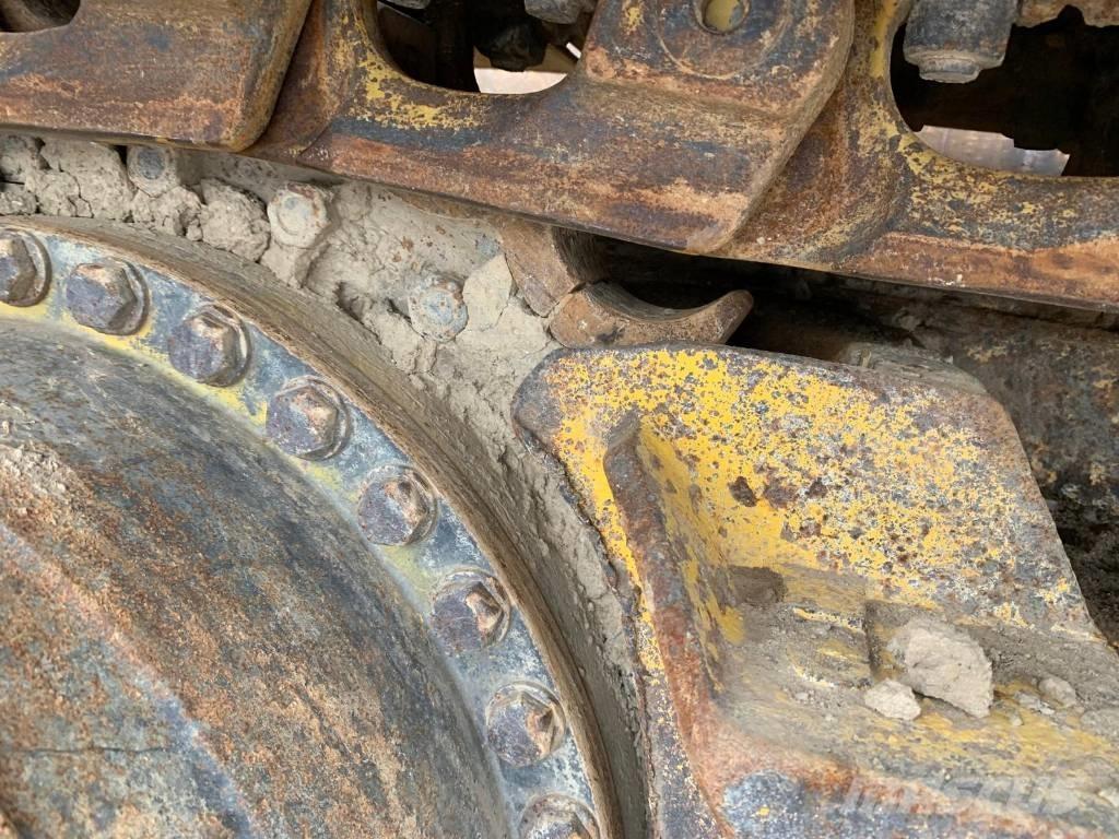 Komatsu D 61 PX-23 Гусеничные бульдозеры