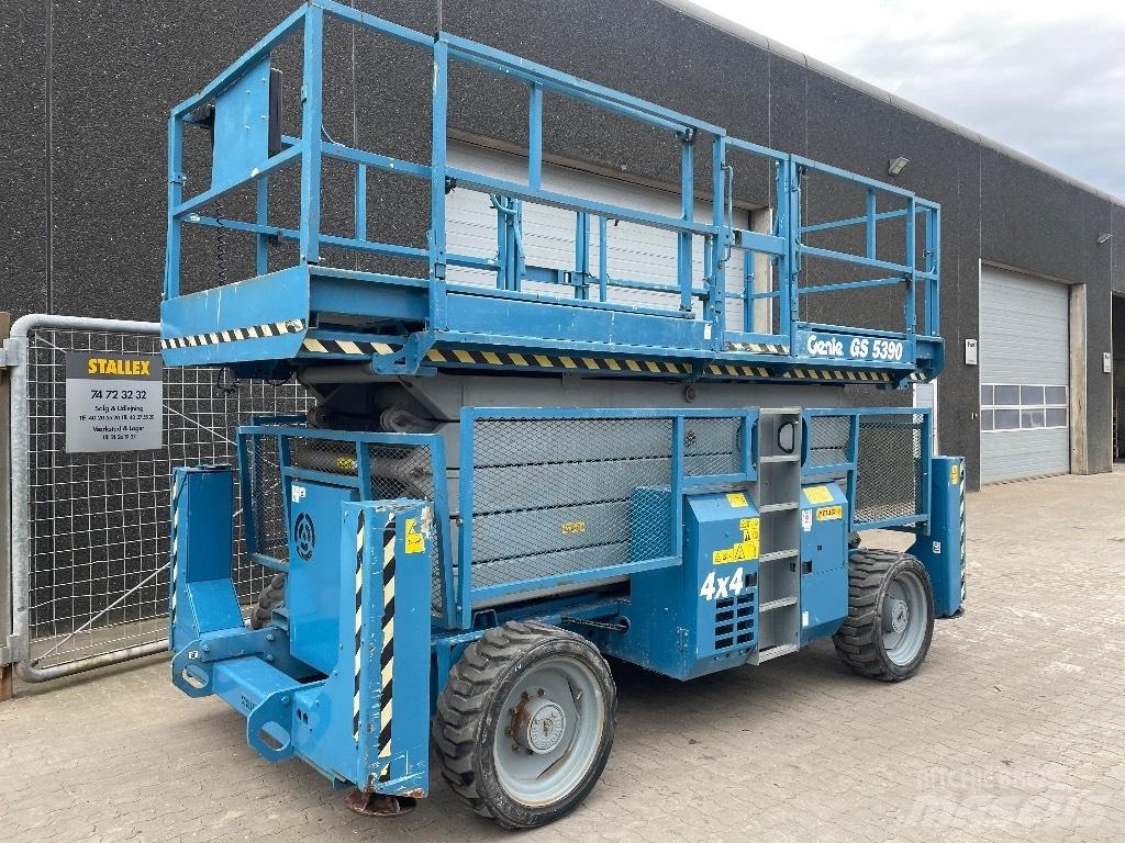 Genie GS5390 Ножничные подъемники