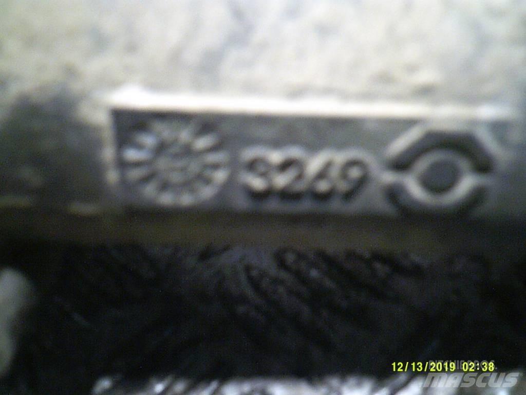 MAN TGA  51063020642 Радиаторы