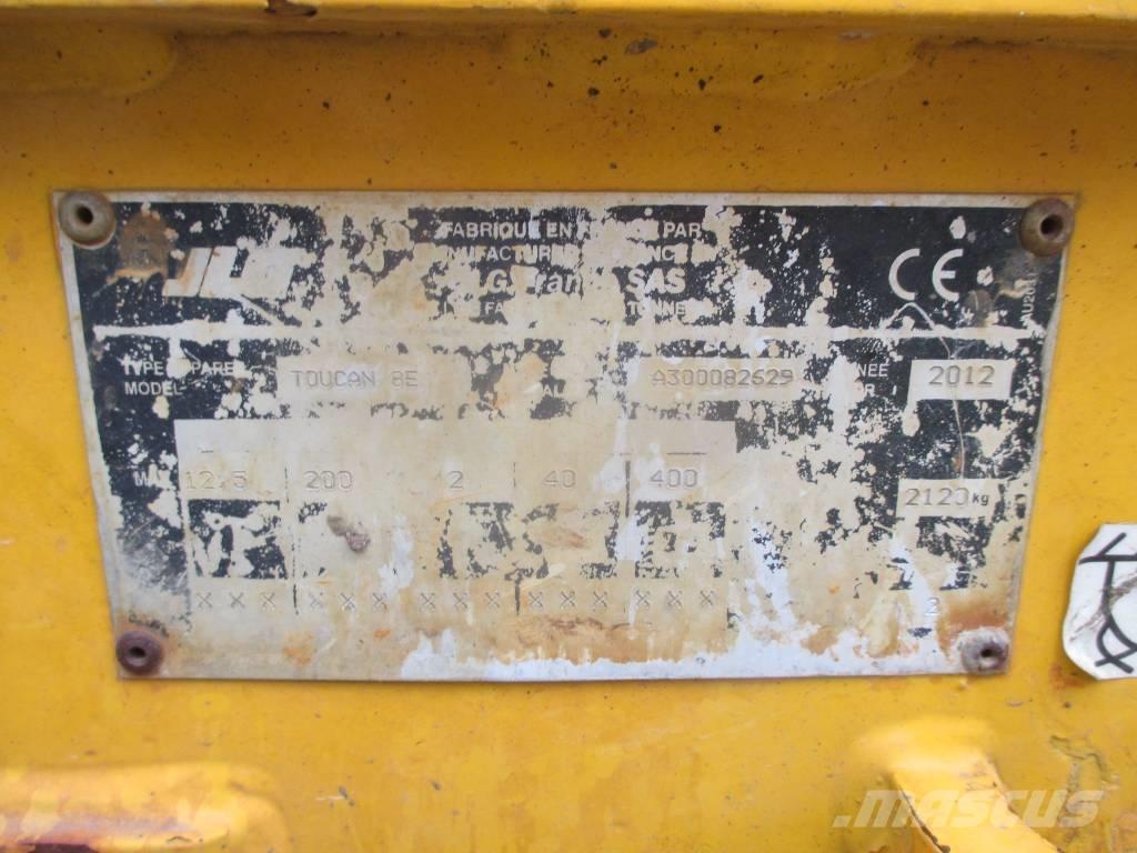 JLG Toucan 8 E Вертикальные мачтовые подъемники