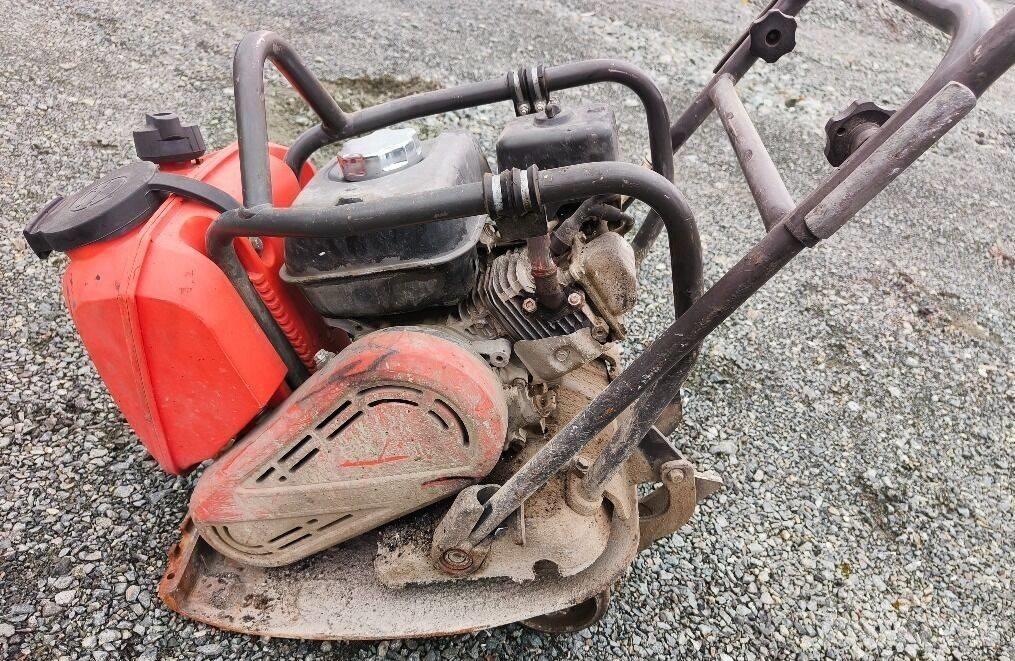 Husqvarna LF 7S Виброплиты и вибротрамбовки
