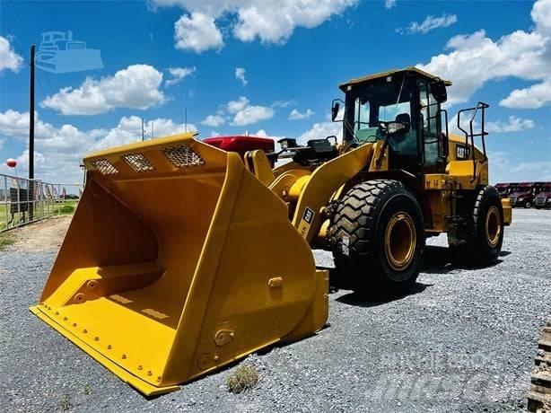CAT 950 GC Фронтальные погрузчики