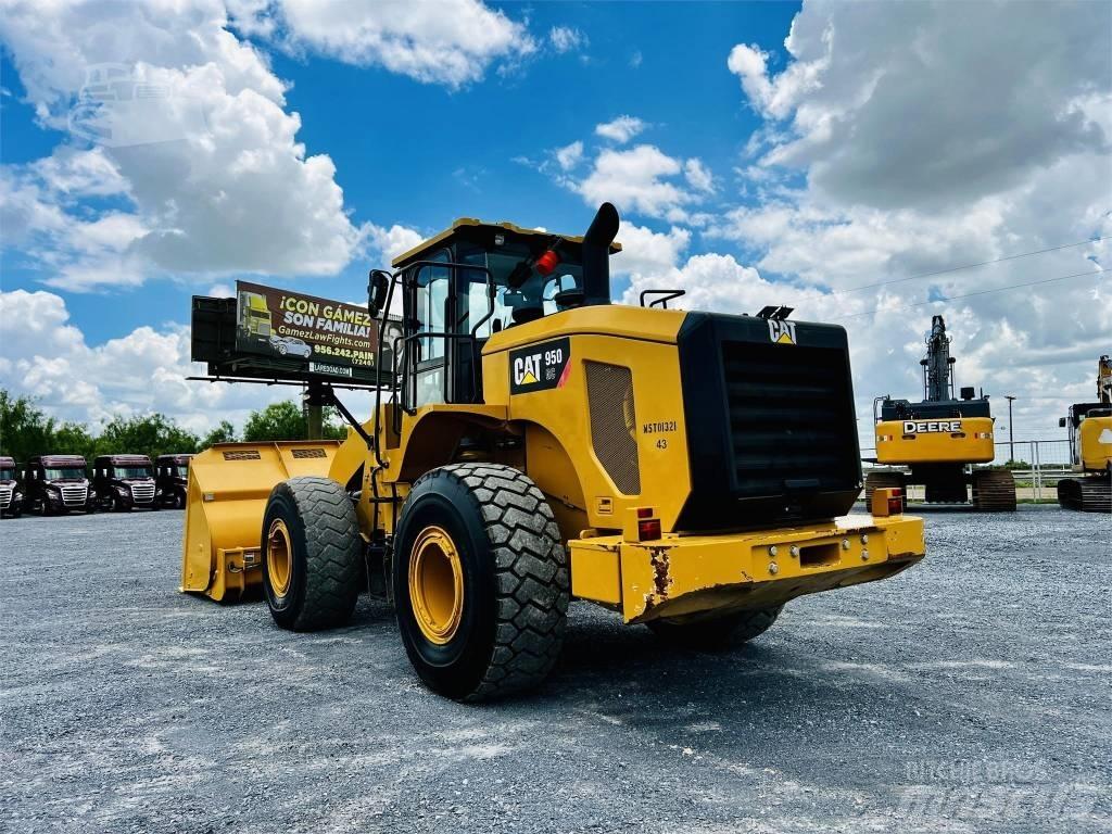 CAT 950 GC Фронтальные погрузчики