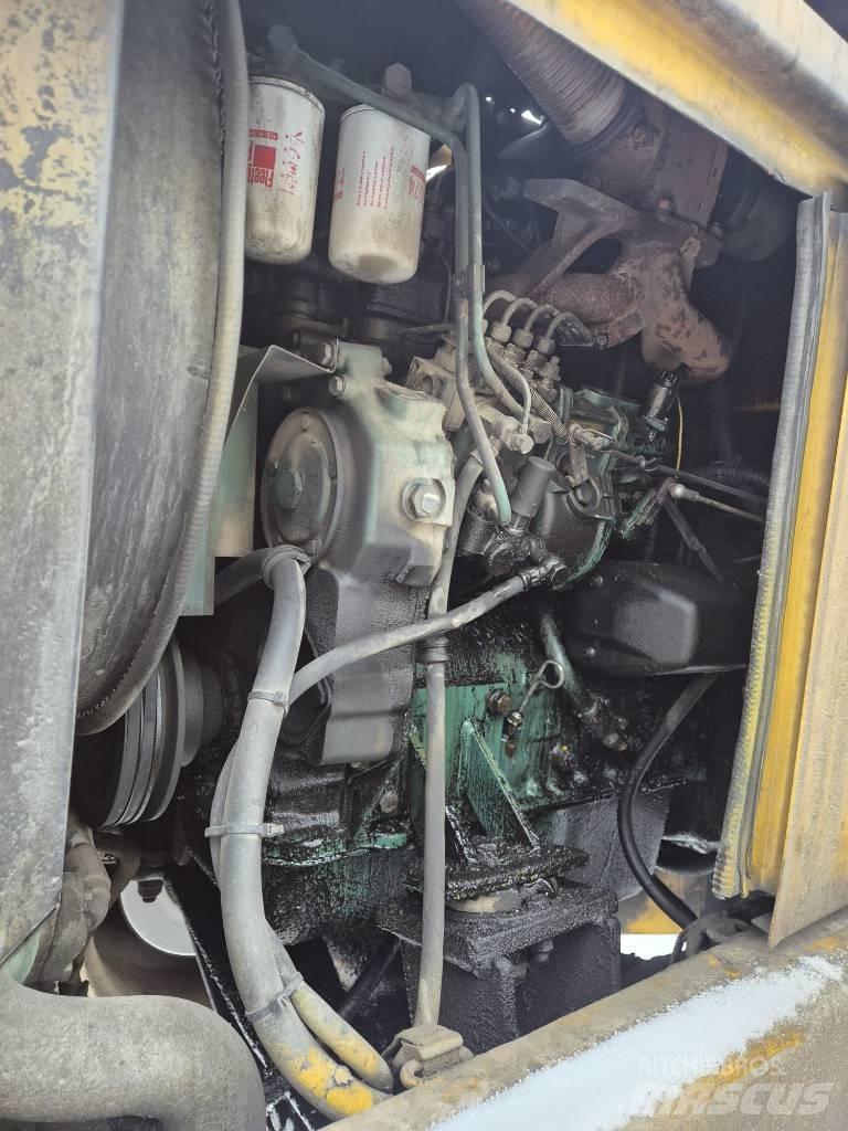 Volvo L 70 Фронтальные погрузчики