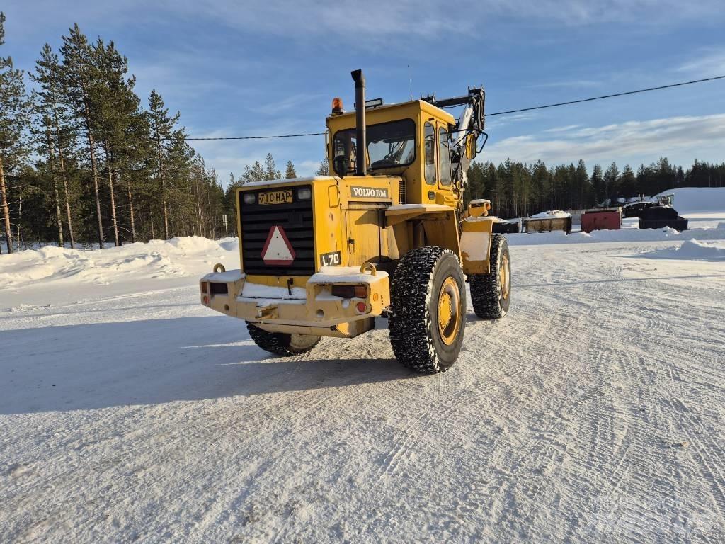 Volvo L 70 Фронтальные погрузчики