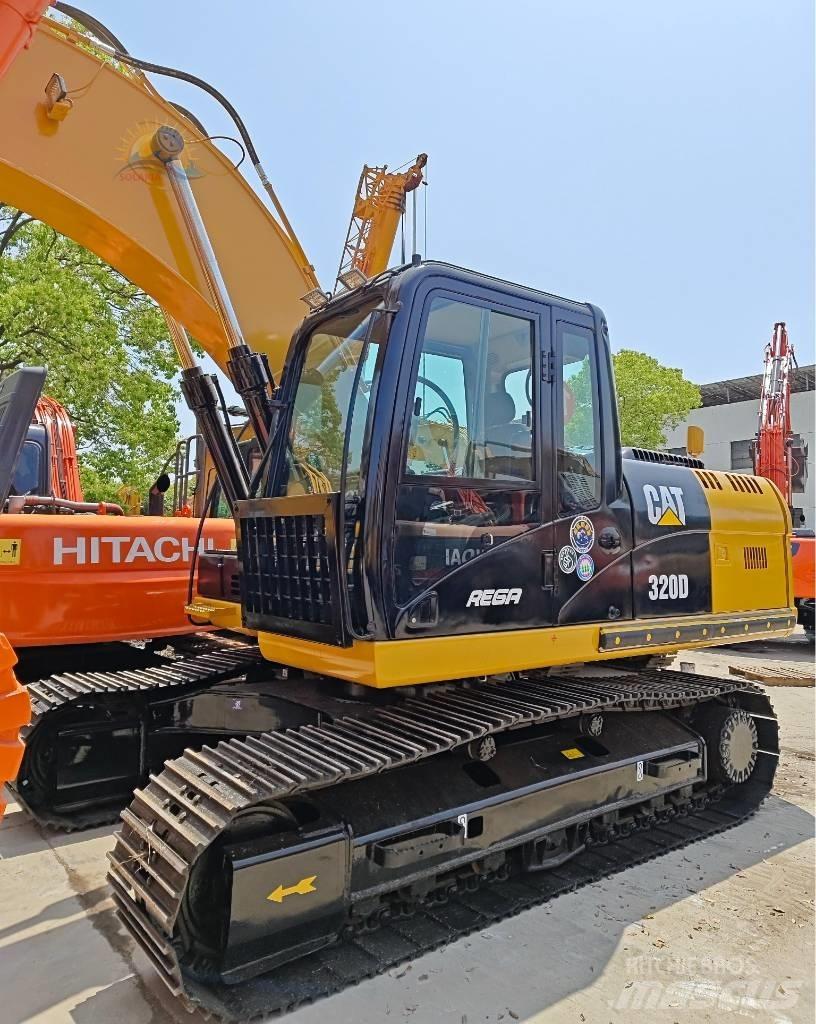 CAT 320 D Гусеничные экскаваторы