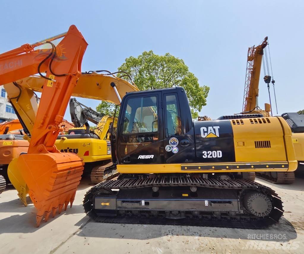 CAT 320 D Гусеничные экскаваторы
