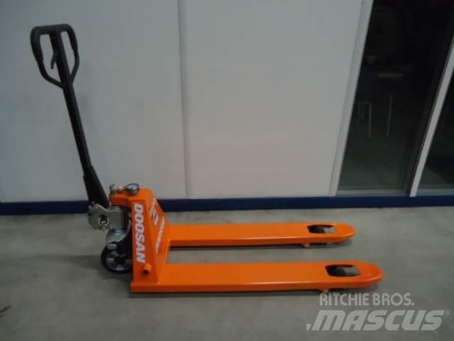 Doosan Pallettruck Ручные гидравлические тележки