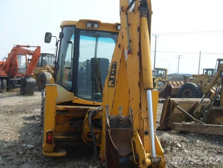 JCB 3cx Экскаваторы-погрузчики