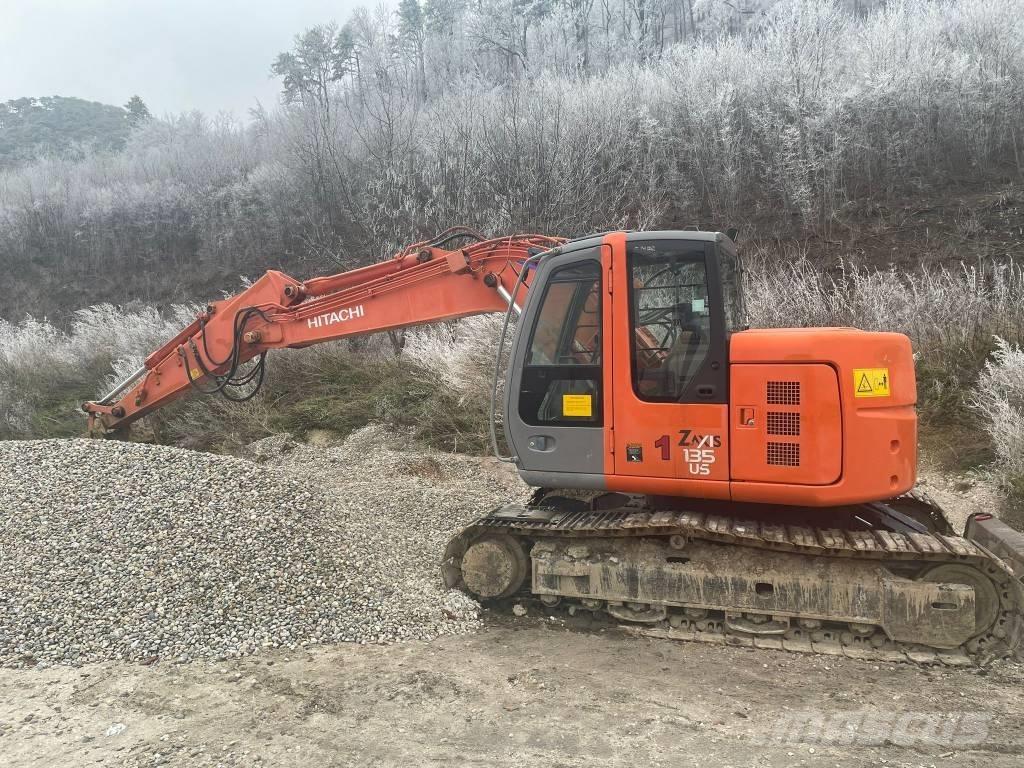 Hitachi ZX 135 US Гусеничные экскаваторы