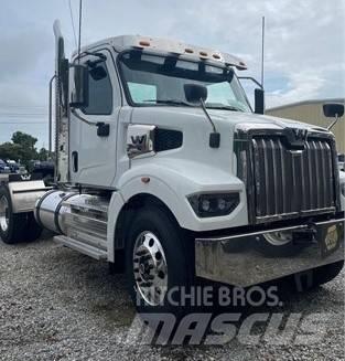 Western Star 47X Седельные тягачи