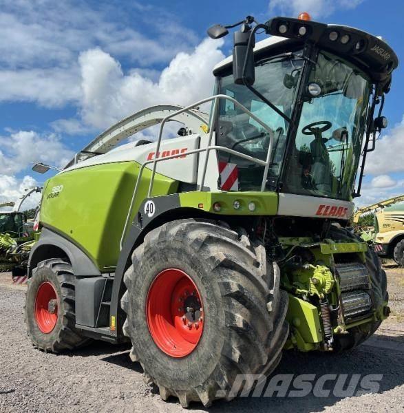 CLAAS JAGUAR 980 Самоходные кормоуборочные комбайны