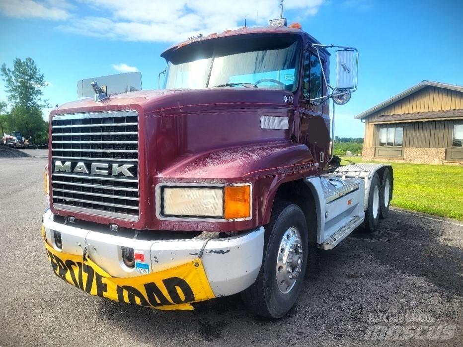 Mack CH 613 Седельные тягачи