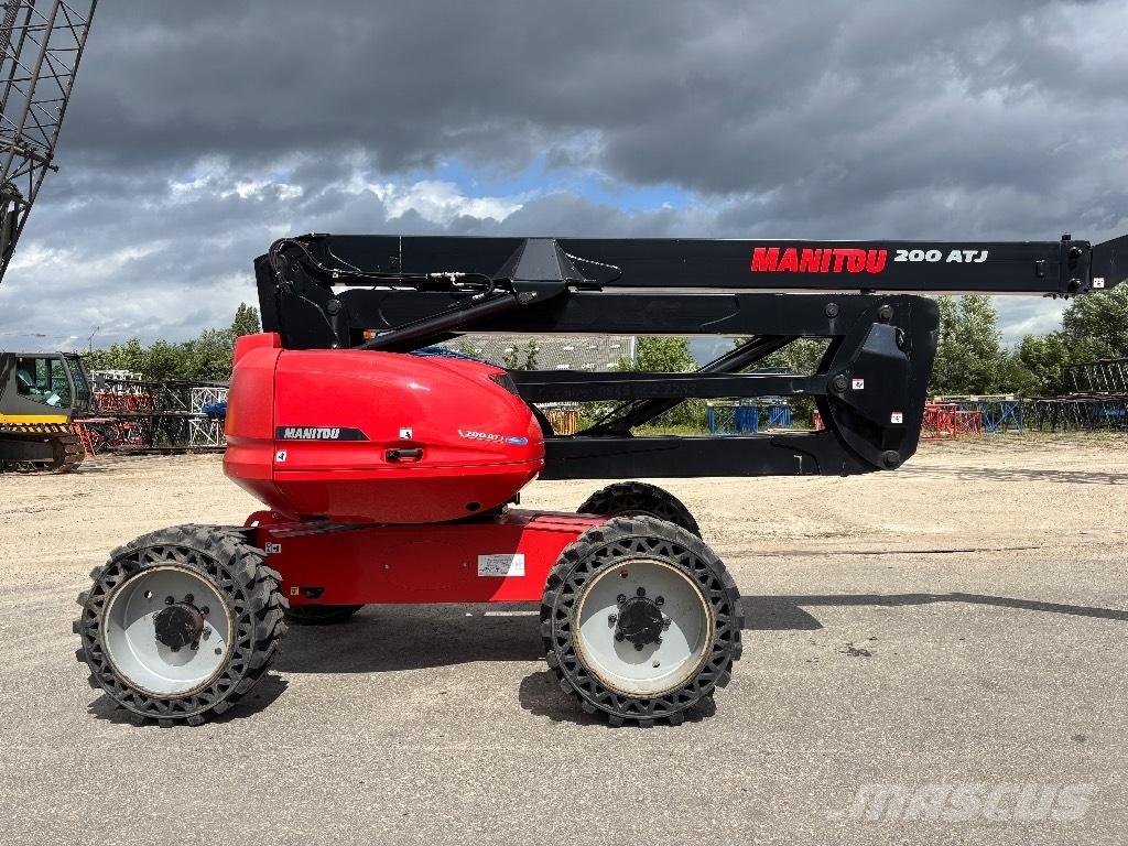 Manitou 200 ATJ Коленчатые подъемники