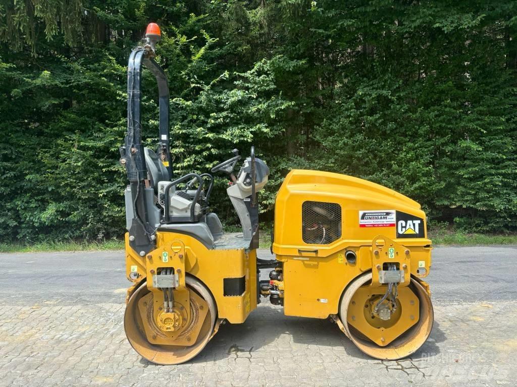 CAT CB 24 B Катки тротуарные
