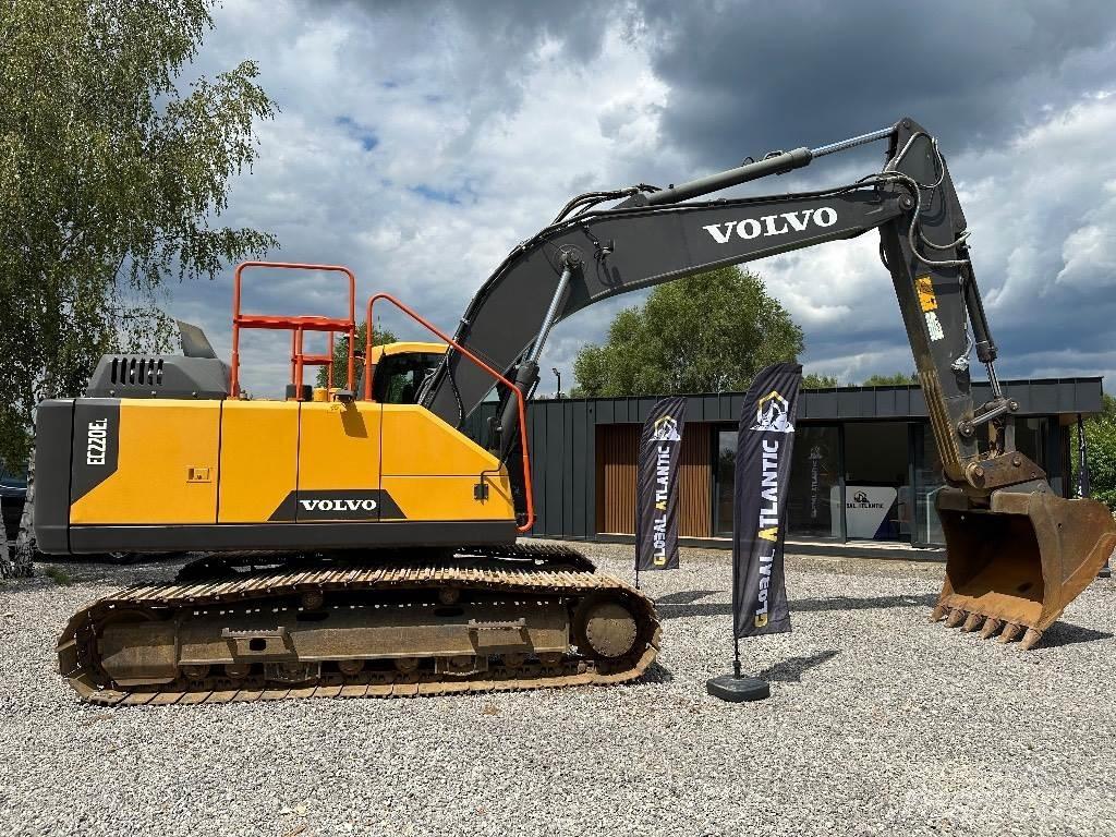 Volvo EC 220 E L Гусеничные экскаваторы