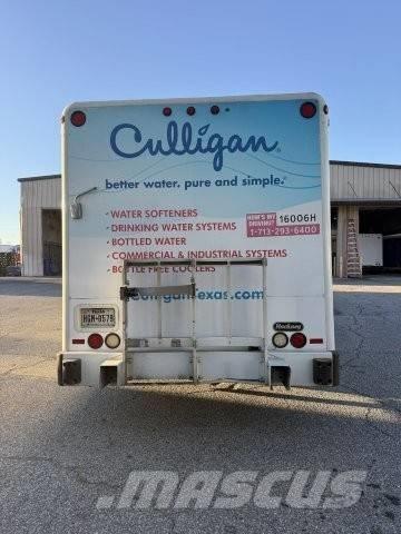 Hino 338 Грузовики для доставки напитков