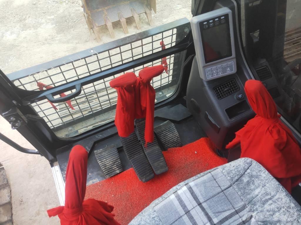 Sany SY215-9 Гусеничные экскаваторы