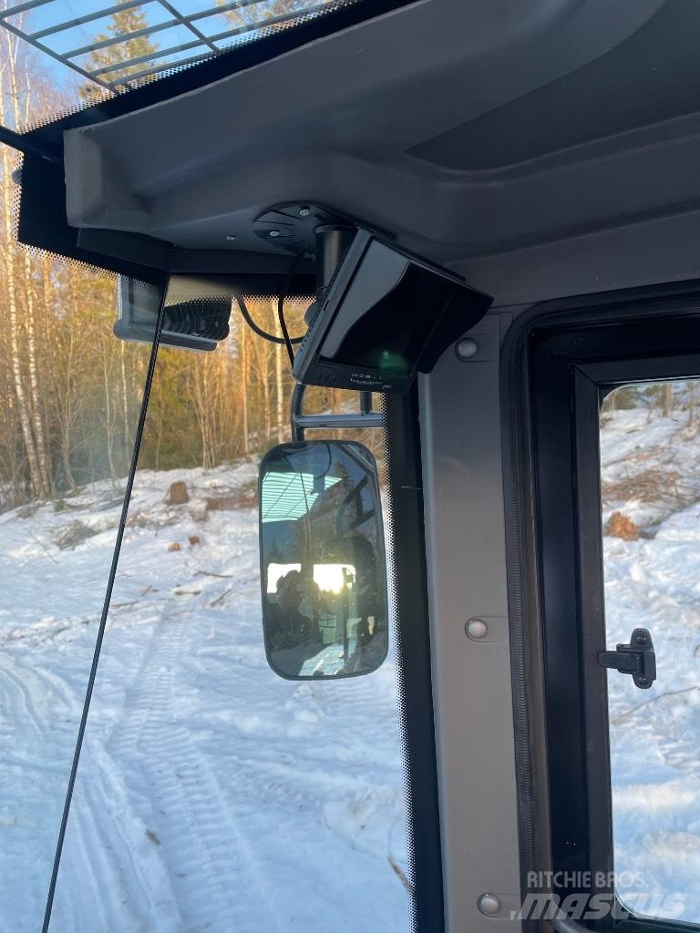 Powertrack L45 Фронтальные погрузчики