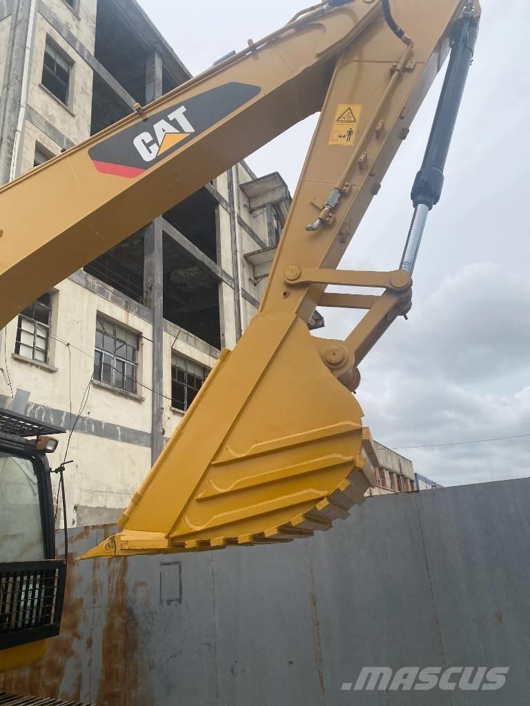 CAT 320 D Гусеничные экскаваторы