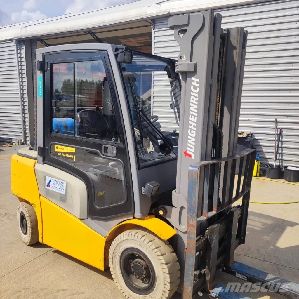Jungheinrich TFG 425 Газовые погрузчики