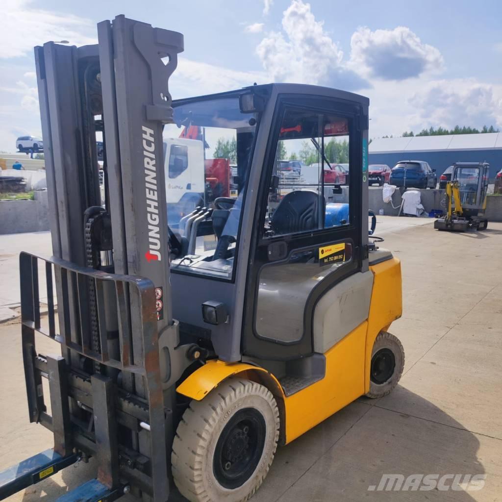 Jungheinrich TFG 425 Газовые погрузчики