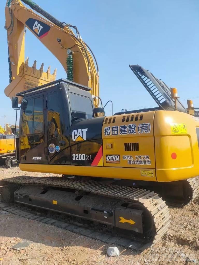 CAT 320D2L Гусеничные экскаваторы