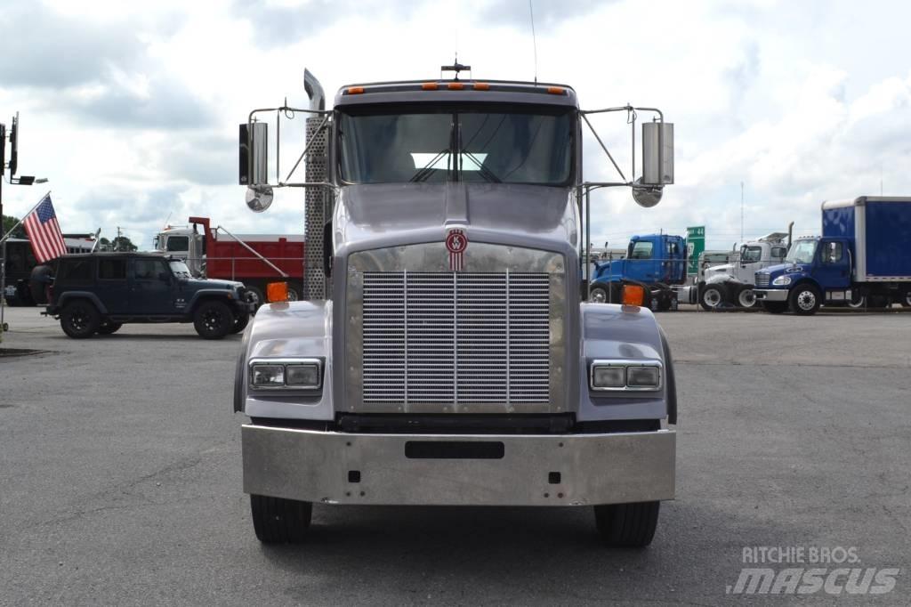 Kenworth T 800 Седельные тягачи