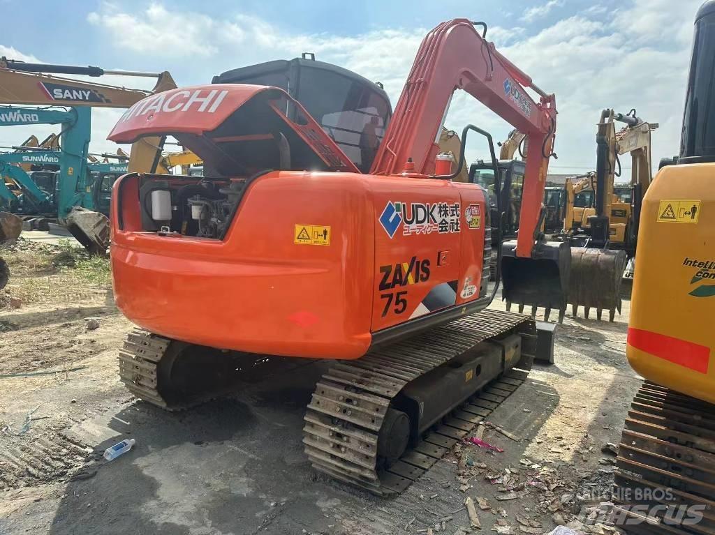 Hitachi ZX 75 Малые экскаваторы 7т-12т