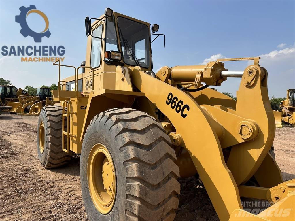 CAT 966 C Фронтальные погрузчики