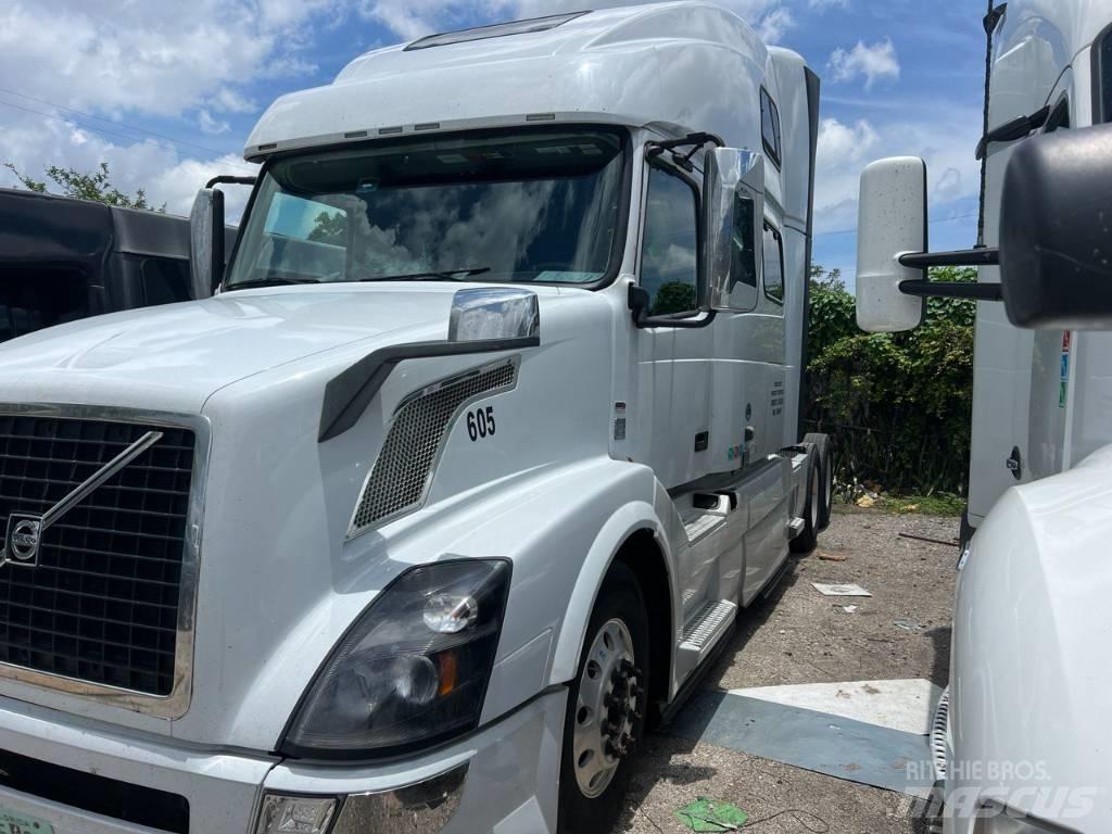 Volvo VNL 780 Седельные тягачи
