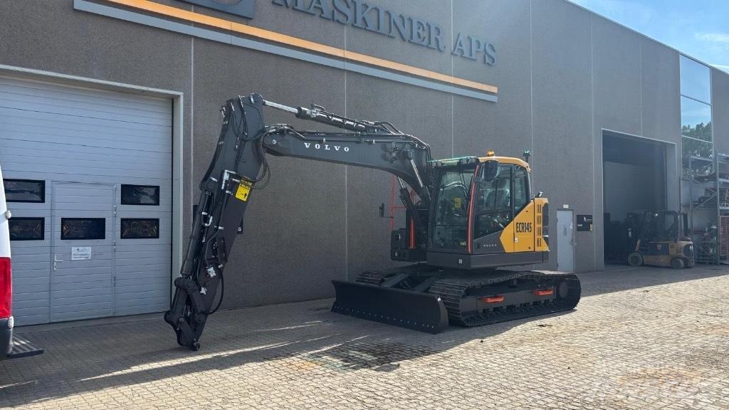 Volvo ECR 145 FL Гусеничные экскаваторы