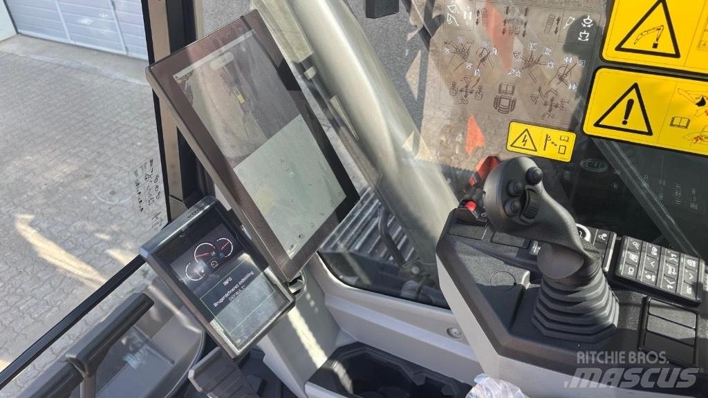 Volvo ECR 145 FL Гусеничные экскаваторы
